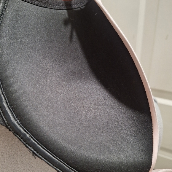 Victoria Secret  Black Lace Wide Back Padded Bra Size 36B - Picture 5 of 7